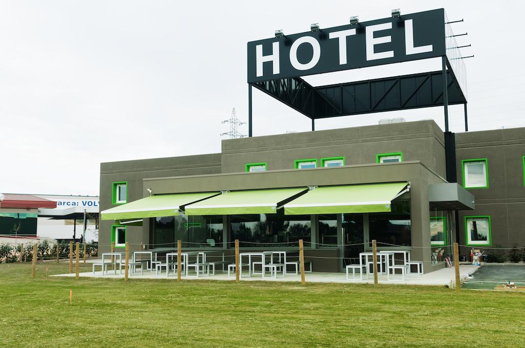 Hotel Ibis Styles Lleida Torrefarrera Εξωτερικό φωτογραφία