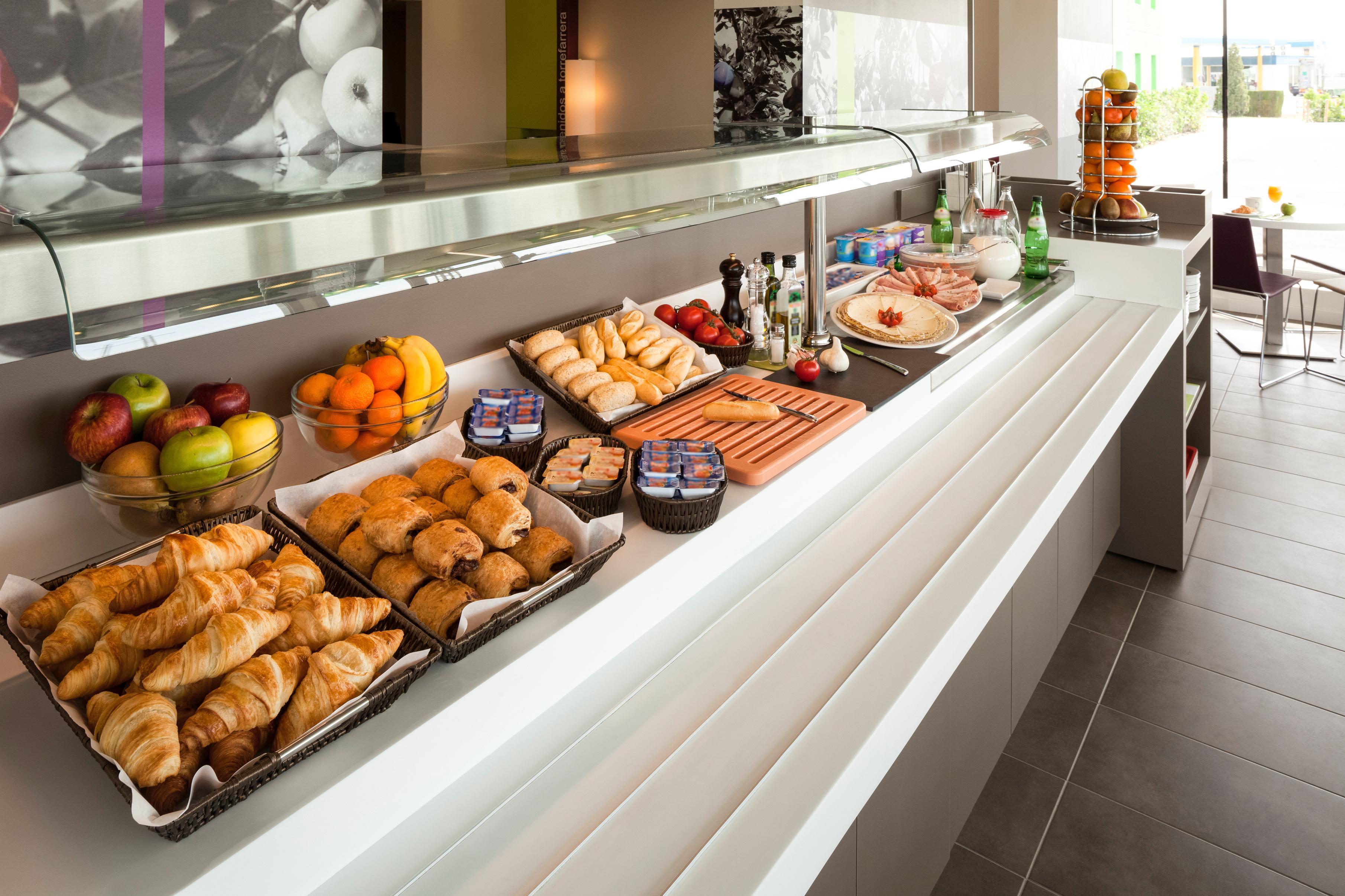 Hotel Ibis Styles Lleida Torrefarrera Εξωτερικό φωτογραφία