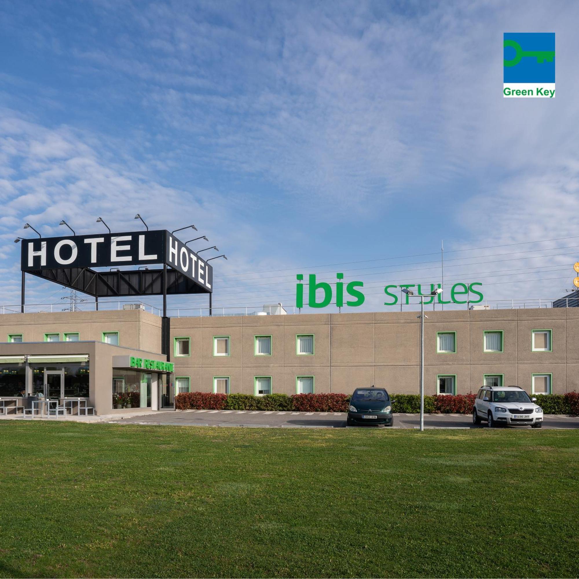 Hotel Ibis Styles Lleida Torrefarrera Εξωτερικό φωτογραφία